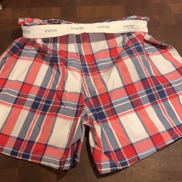 2 for 1 price! 2 Boxer Style Shorts for 8 bucks! Small Both For Price of 1 - Picture 4 of 7